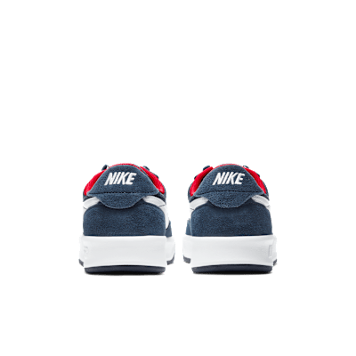 Nike SB Adversary Skate Shoe. Nike SI